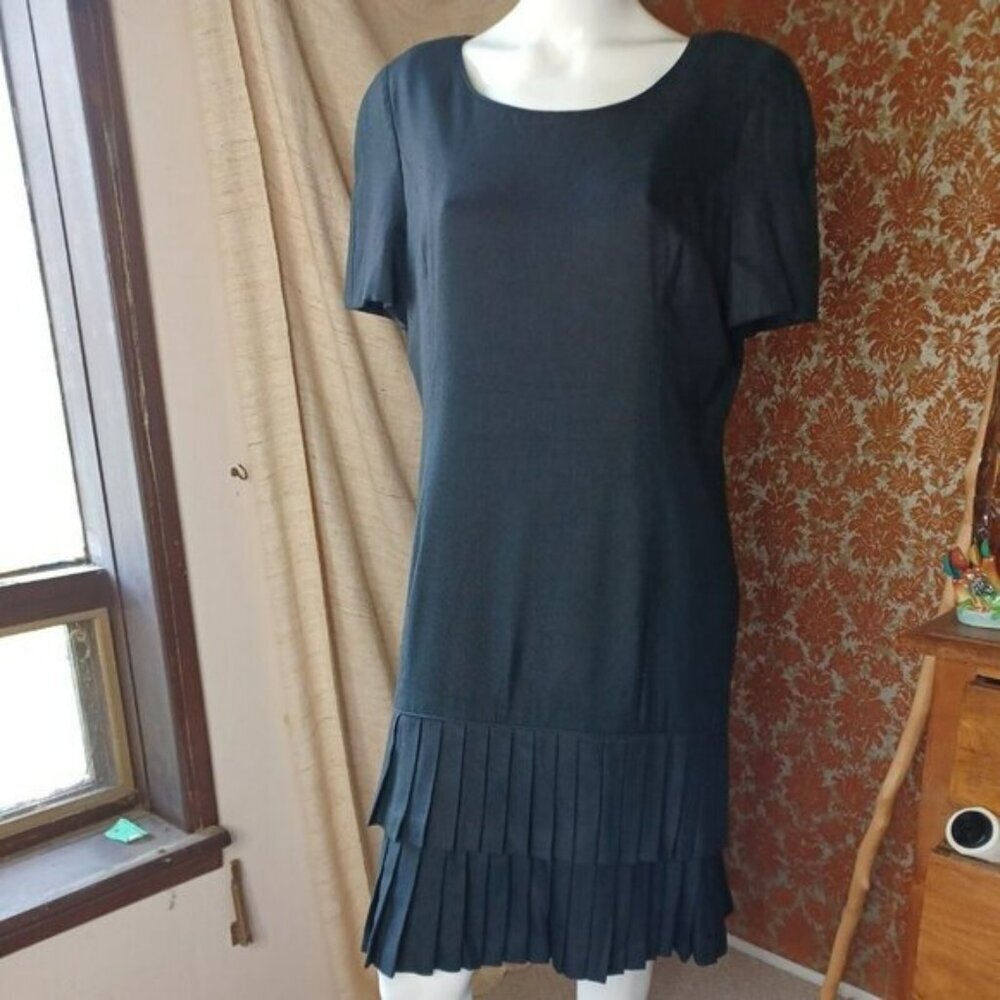 Vintage CH Carolina Herrera Womens Black Pleated Drop Waist Holt Renfrew